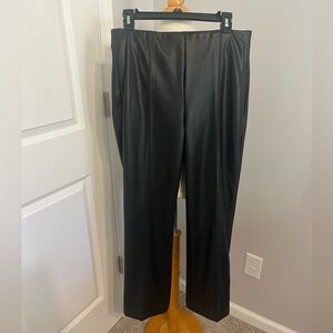LOFT Black Faux Leather Pants With Front Zip Pockets Sz 6 NWT